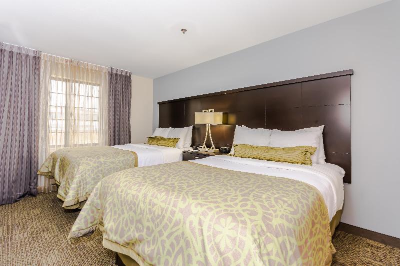 Staybridge Suites Grand Forks photo 7