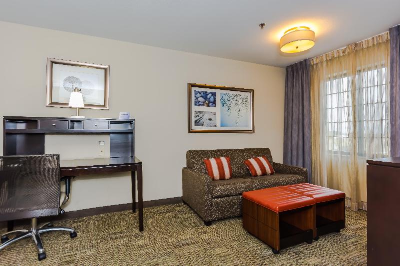 Staybridge Suites Grand Forks photo 23