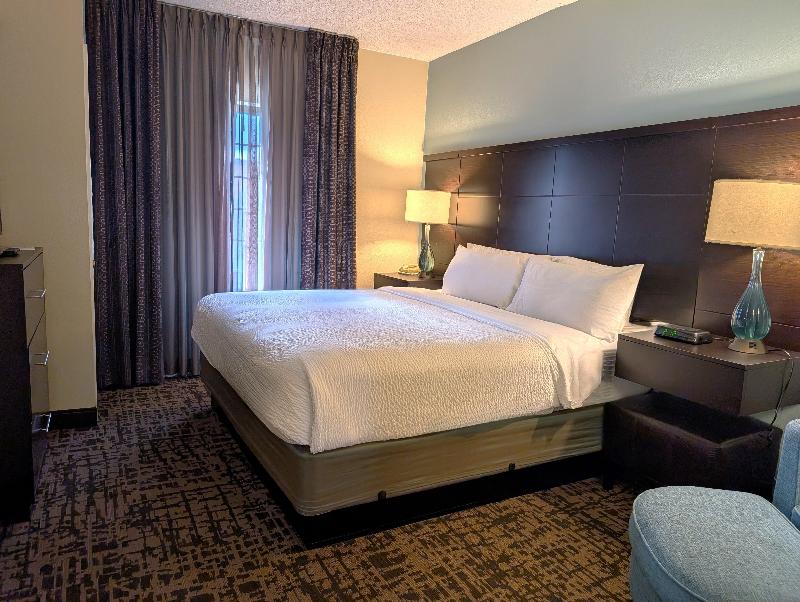 Staybridge Suites Indianapolis-Fishers By IHG image