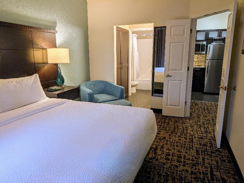 Staybridge Suites Indianapolis-Fishers By IHG image