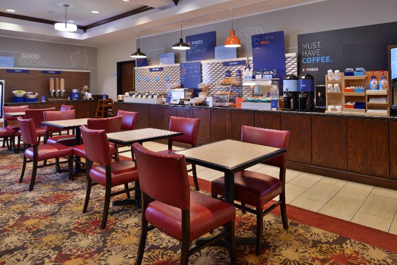 Holiday Inn Express & Suites Pittsburg By IHG image