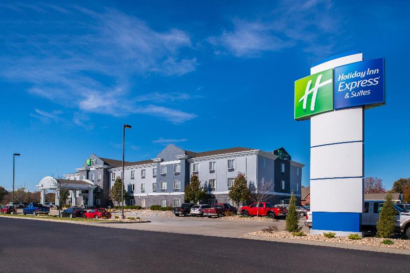 Holiday Inn Express & Suites Pittsburg By IHG image