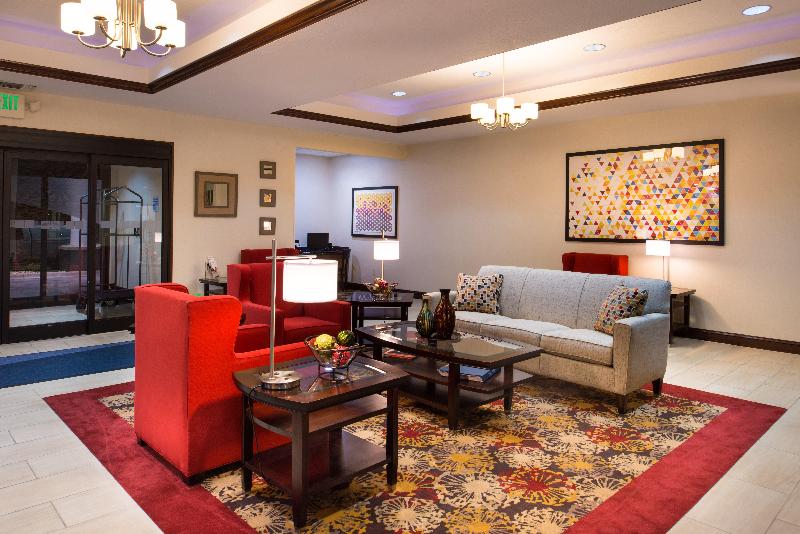 Holiday Inn Express & Suites Pittsburg By IHG image