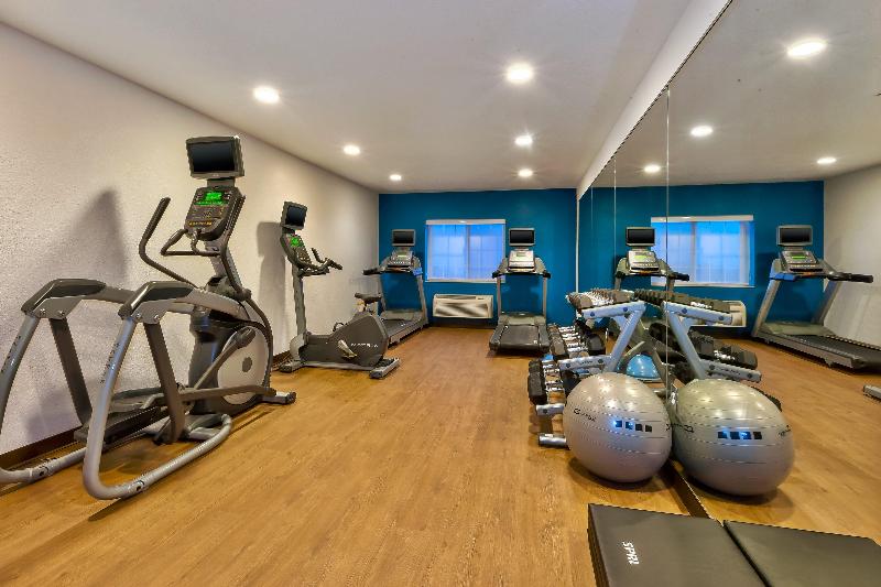 Holiday Inn Express and Suites Petoskey image