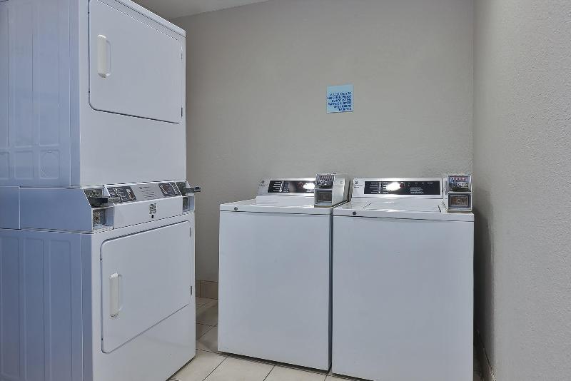 Holiday Inn Express and Suites Petoskey image