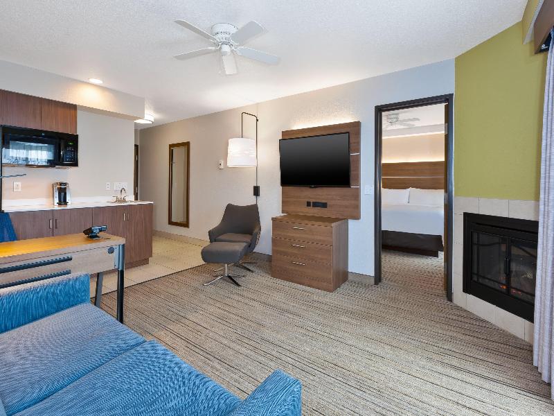 Holiday Inn Express and Suites Petoskey image