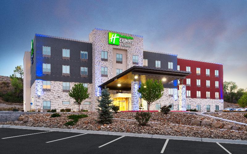 Holiday Inn Express and Suites Price image