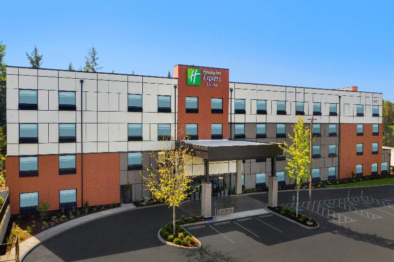 Holiday Inn Express and Suites Puyallup Tacoma Are image
