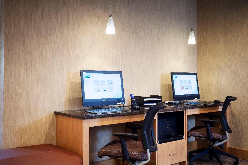 Hampton Inn By Hilton Pullman image