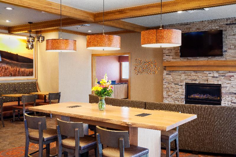 Hampton Inn By Hilton Pullman image