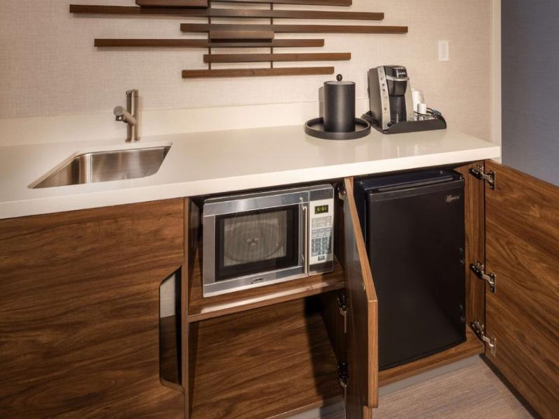 Hampton Inn By Hilton Pullman image