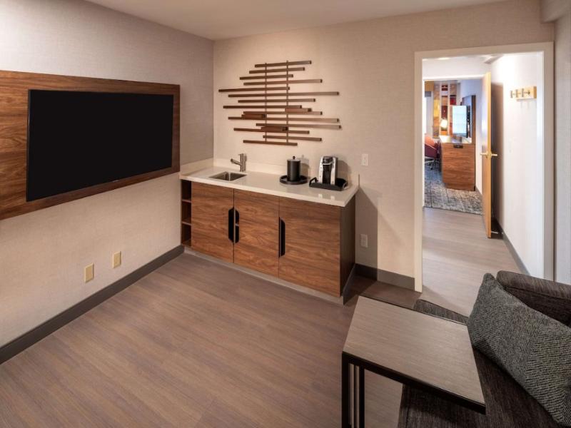 Hampton Inn By Hilton Pullman image