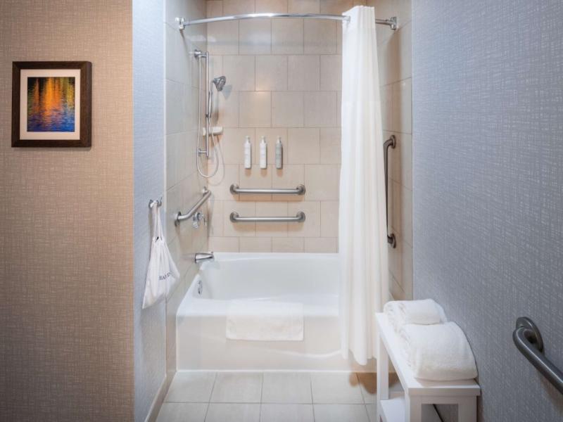 Hampton Inn By Hilton Pullman image