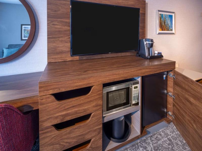 Hampton Inn By Hilton Pullman image