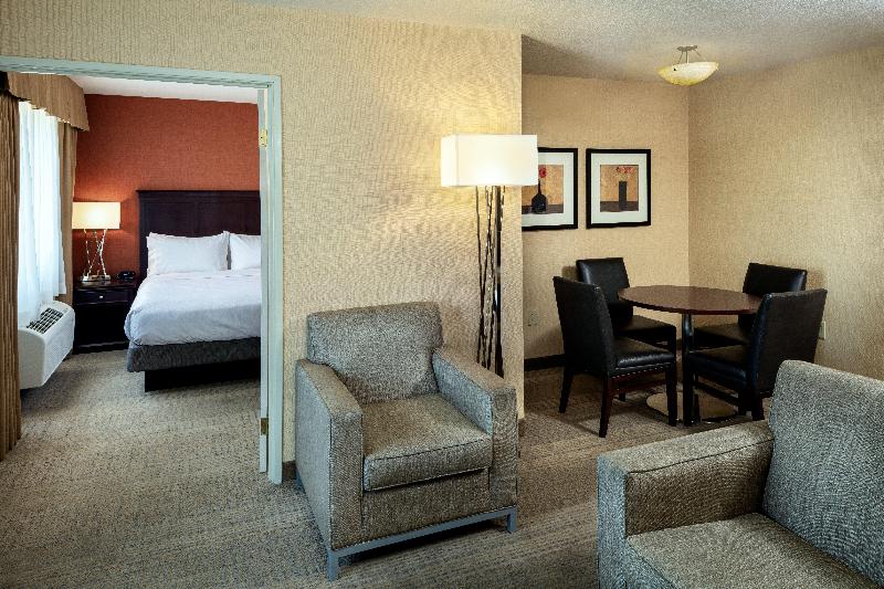 Hampton Inn By Hilton Pullman image