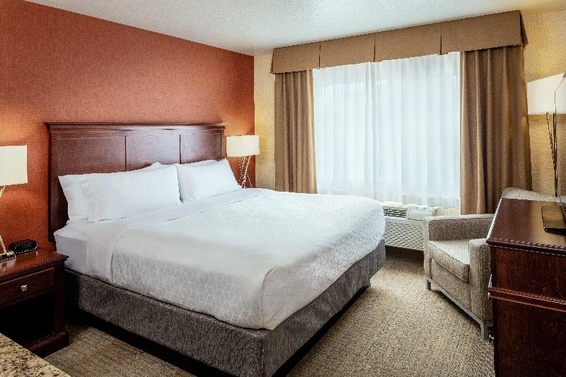 Hampton Inn By Hilton Pullman image