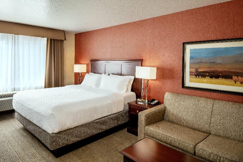 Hampton Inn By Hilton Pullman image