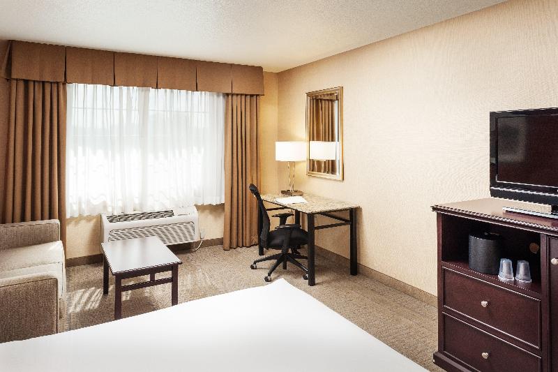 Hampton Inn By Hilton Pullman image