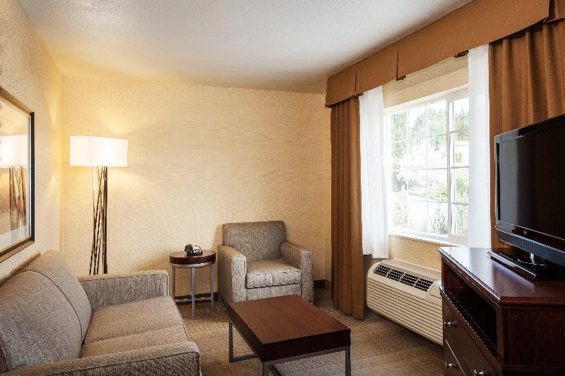 Hampton Inn By Hilton Pullman image