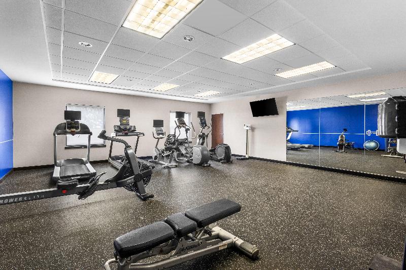 Holiday Inn Express & Suites Van Wert By IHG image