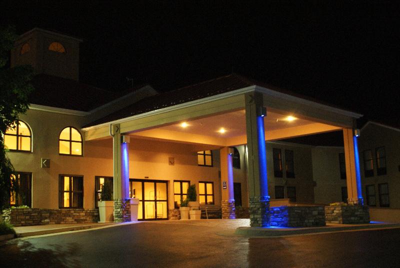 Wingate By Wyndham Waynesboro/Route 340
