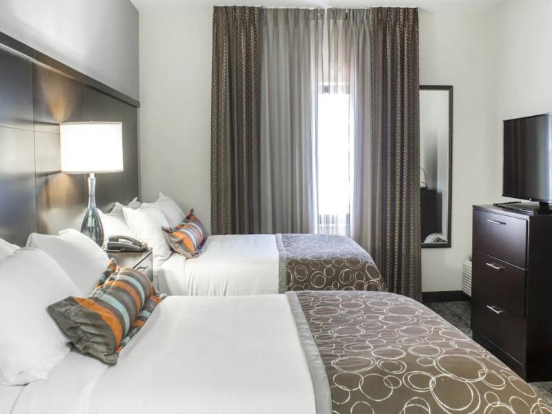 Staybridge Suites Jacksonville-Camp Lejeune Area — photo 43