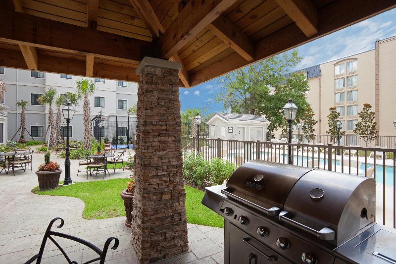 Staybridge Suites Lafayette Airport