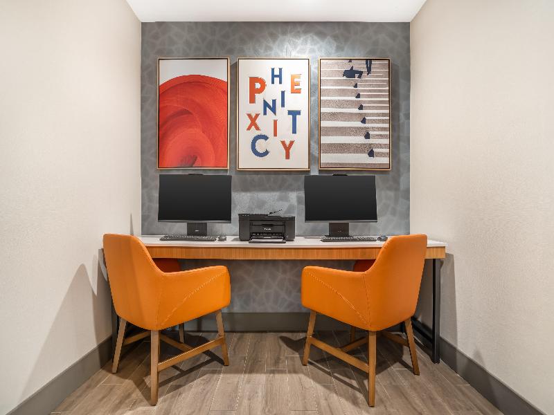 Holiday Inn Express Suites Phenix City Ft. Benning — general view