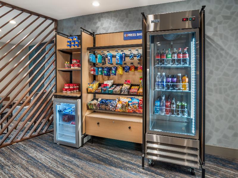 Holiday Inn Express Suites Phenix City Ft. Benning