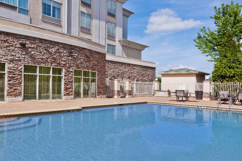 Holiday Inn Express Suites Phenix City Ft. Benning image