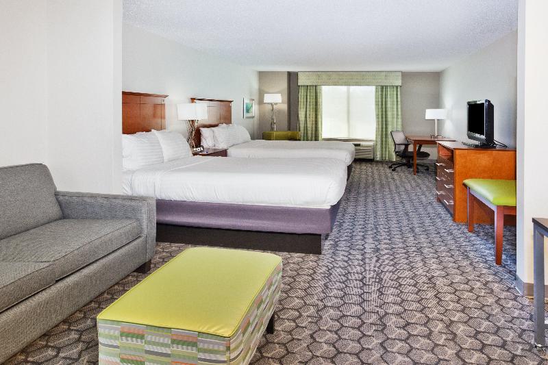 Holiday Inn Express Suites Phenix City Ft. Benning image