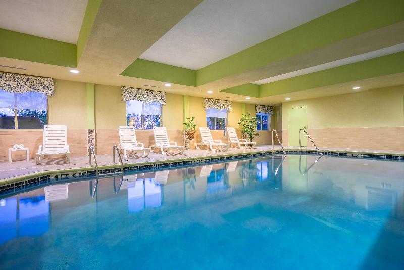 Holiday Inn Express Quakertown Allentown Area image