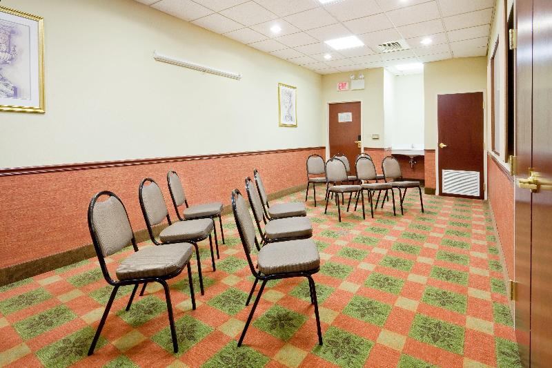 Holiday Inn Express Quakertown Allentown Area image