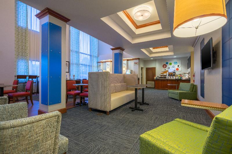 Holiday Inn Express Quakertown Allentown Area image