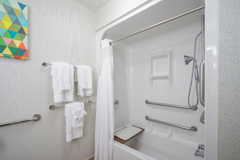 Holiday Inn Express Quakertown Allentown Area photo 23