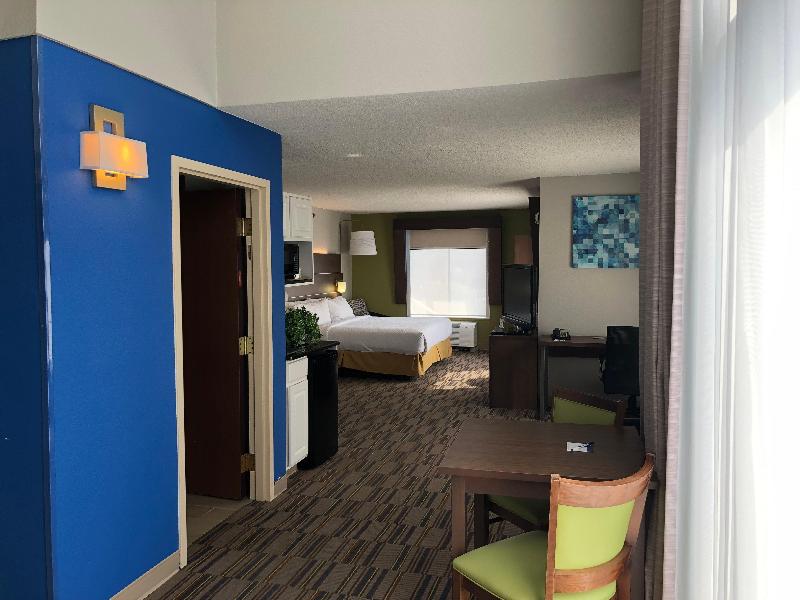 Holiday Inn Express Quakertown Allentown Area image