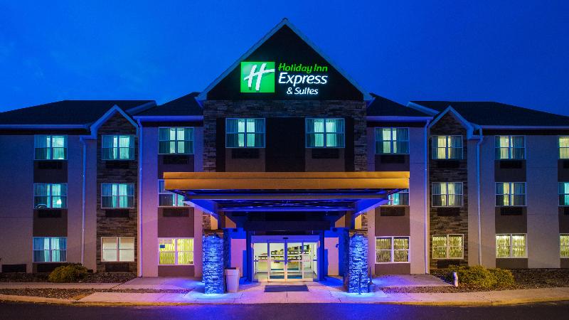 Holiday Inn Express & Suites Wyomissing By IHG