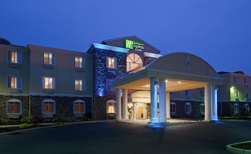 Holiday Inn Express & Suites Swansea By IHG