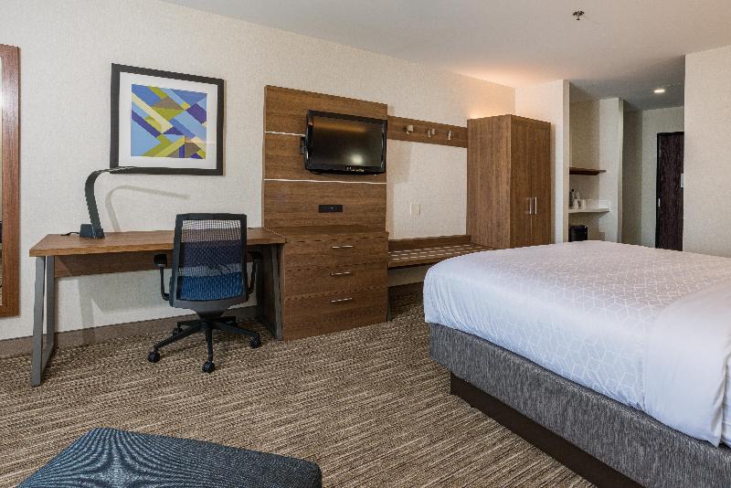 Holiday Inn Express & Suites Swansea By IHG photo 16