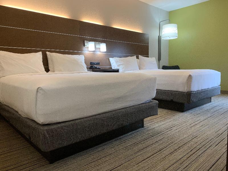 Holiday Inn Express Hillsborough (Durham Area) IHG 5