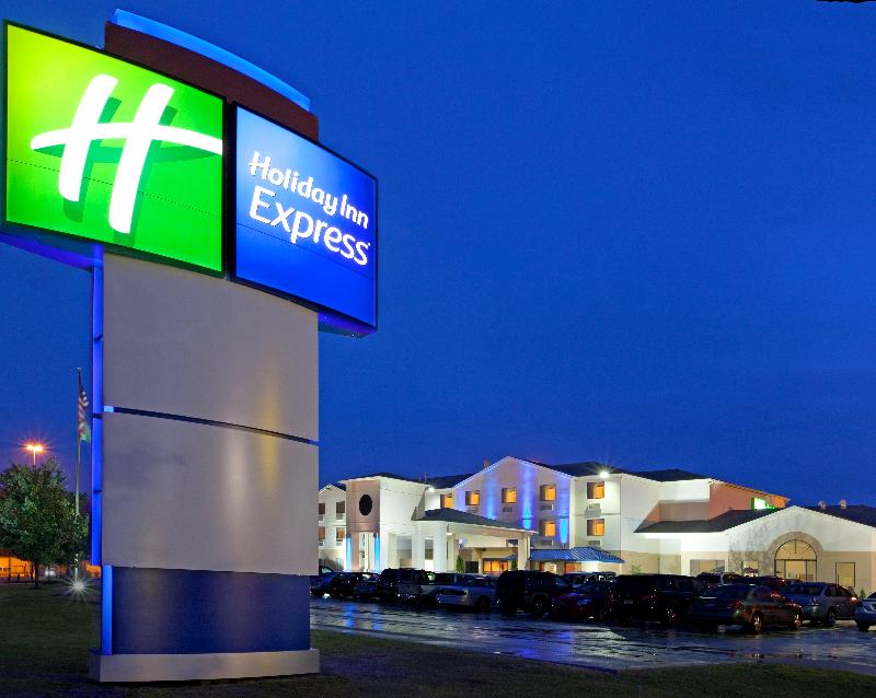 Holiday Inn Express Pittsburgh North Harmarville image