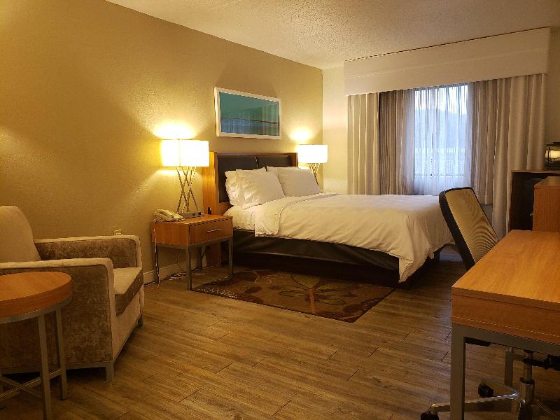 Holiday Inn Express Pittsburgh North Harmarville image