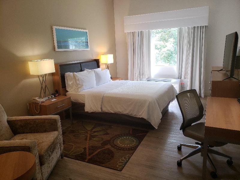 Holiday Inn Express Pittsburgh North Harmarville image