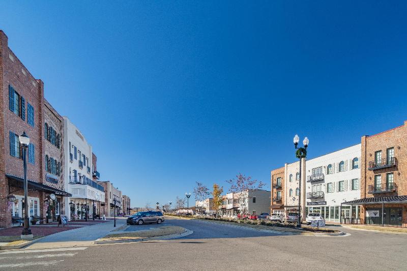 Holiday Inn Southaven Central Memphis image