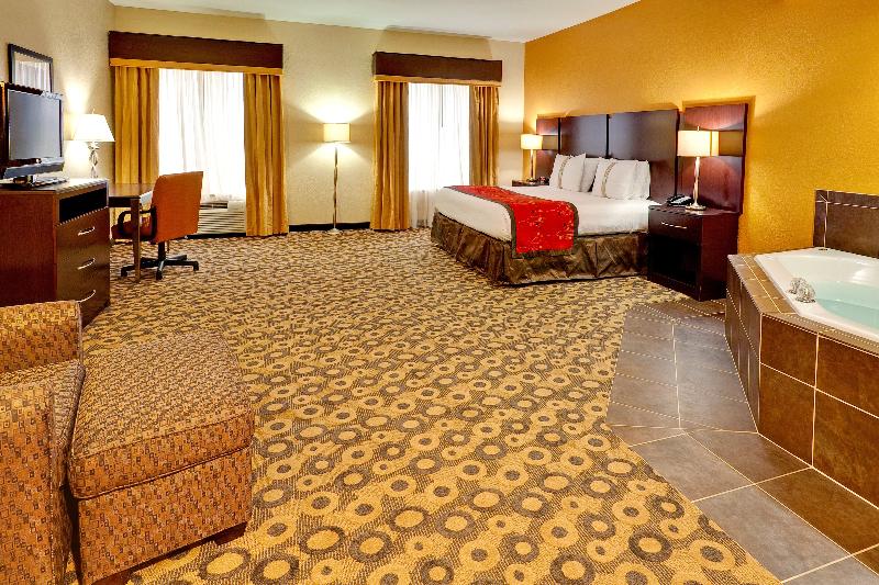 Holiday Inn Southaven Central Memphis image