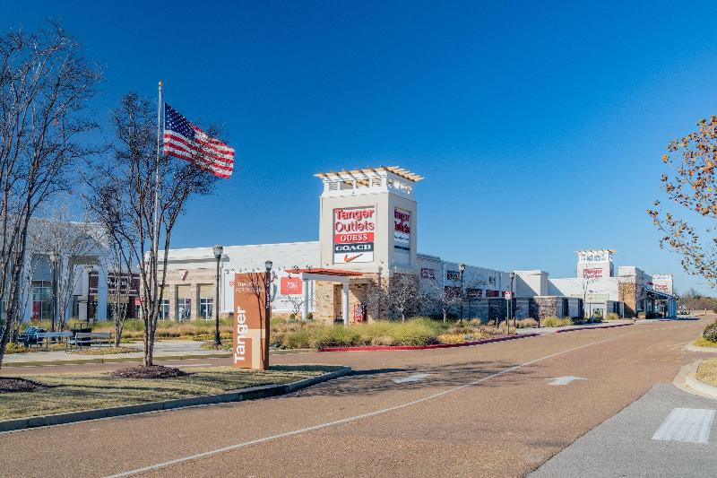 Holiday Inn Southaven Central Memphis image