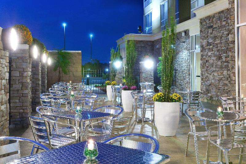 Holiday Inn Southaven Central Memphis image
