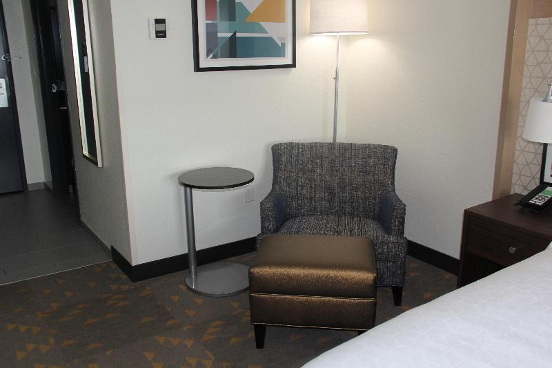 Holiday Inn Southaven Central Memphis image