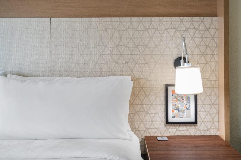 Holiday Inn Southaven Central Memphis image