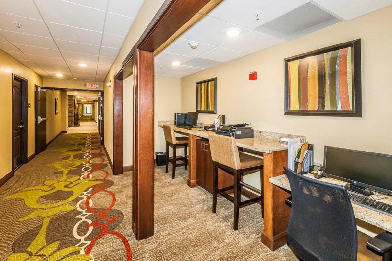 Staybridge Suites Knoxville West image